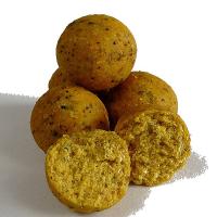 Ban�n - Brusinka  boilies 18 mm 1 Kg